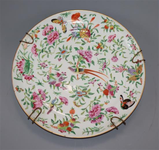 A 19th century Chinese famille rose plate Diameter 24.5cm